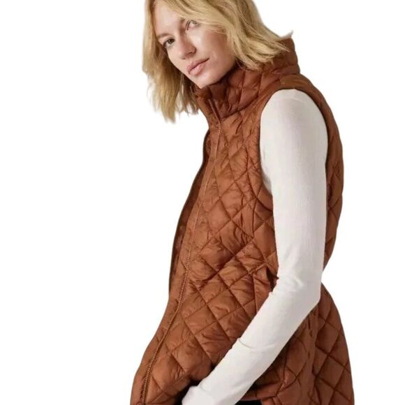 Athleta Whisper Featheress Full Zip Puffer Vest Jacket Sequoia Brown Size S NWT - Picture 3 of 6